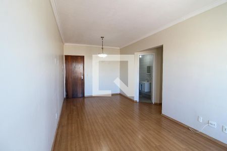 Sala de apartamento para alugar com 2 quartos, 64m² em Jardim Ivana, São Paulo