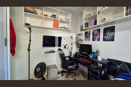 Apartamento à venda com 3 quartos, 75m² em Vila Apiai, Santo André