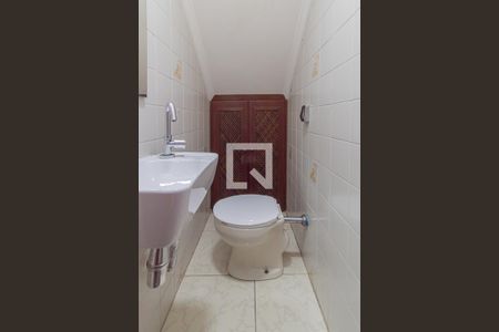 Lavabo de casa à venda com 2 quartos, 96m² em Vila Araguaia, São Paulo