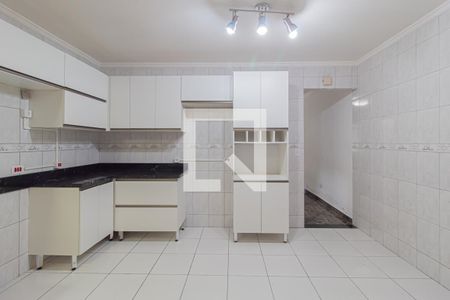 Cozinha  de casa à venda com 2 quartos, 96m² em Vila Araguaia, São Paulo