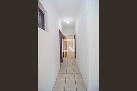 Corredor de apartamento à venda com 4 quartos, 80m² em Cristal, Porto Alegre