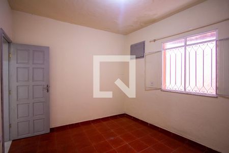 Quarto 2 de apartamento para alugar com 2 quartos, 75m² em Paraíso, São Gonçalo