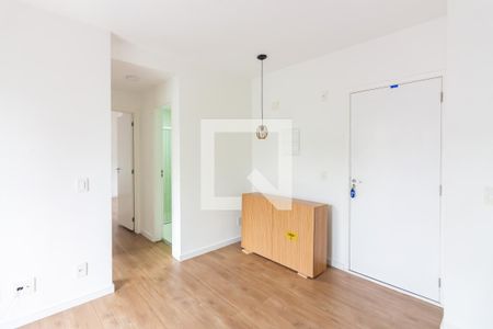 Sala  de apartamento para alugar com 2 quartos, 47m² em Ayrosa, Osasco