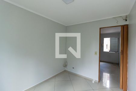 Quarto 1 de apartamento para alugar com 2 quartos, 67m² em Conjunto Residencial José Bonifácio, São Paulo