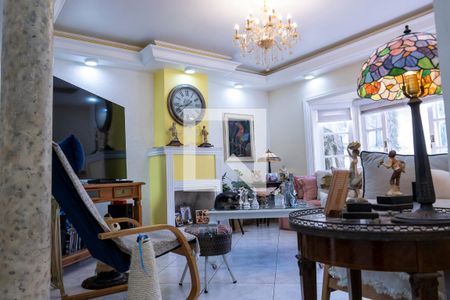 Sala de casa de condomínio para alugar com 4 quartos, 250m² em Jardim Astro, Sorocaba