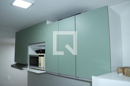 Apartamento para alugar com 2 quartos, 54m² em Jardim de Lourdes, Embu das Artes