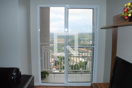 Apartamento para alugar com 2 quartos, 54m² em Jardim de Lourdes, Embu das Artes