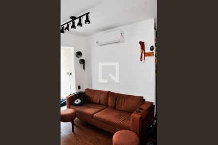 Detalhe - Sala e Sala de Jantar de apartamento à venda com 2 quartos, 49m² em Jardim Iris, São Paulo