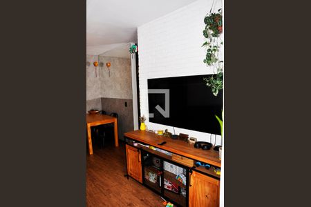 Detalhe - Sala e Sala de Jantar de apartamento à venda com 2 quartos, 49m² em Jardim Iris, São Paulo