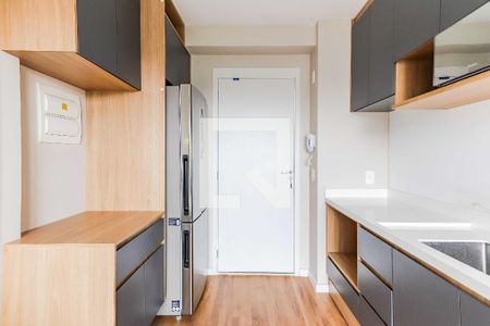 Cozinha de apartamento para alugar com 1 quarto, 25m² em Vila Butantã, São Paulo