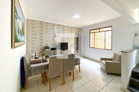 Sala de Jantar de casa à venda com 4 quartos, 180m² em Santa Monica, Belo Horizonte