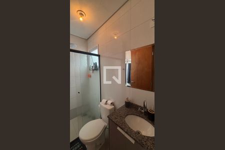 Banheiro de apartamento para alugar com 2 quartos, 90m² em Parque Capuava, Santo André