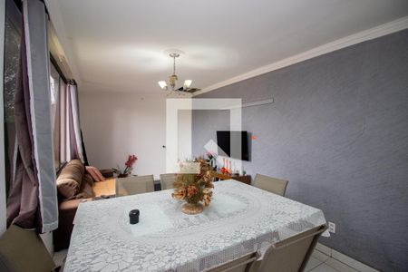 Casa à venda com 6 quartos, 680m² em Nacional, Contagem