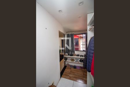 Closet da suíte de casa à venda com 6 quartos, 680m² em Nacional, Contagem