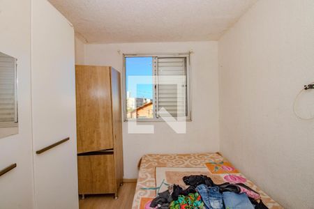 Quarto 1 de apartamento à venda com 2 quartos, 46m² em Mário Quintana, Porto Alegre