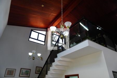 Sala 1 de casa para alugar com 4 quartos, 1000m² em Vila Frezzarin, Americana