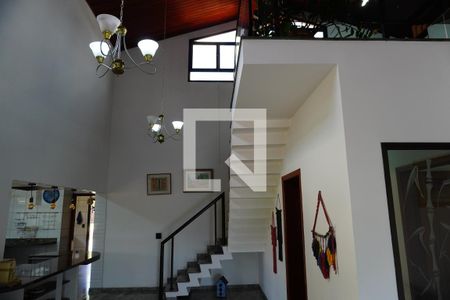 Sala 1 de casa para alugar com 4 quartos, 1000m² em Vila Frezzarin, Americana