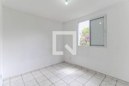 Quarto 2 de apartamento para alugar com 2 quartos, 46m² em Conjunto Residencial José Bonifácio, São Paulo