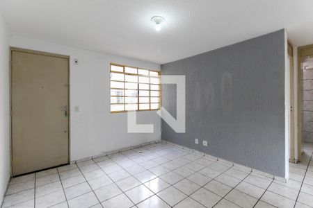Sala de apartamento para alugar com 2 quartos, 46m² em Conjunto Residencial José Bonifácio, São Paulo