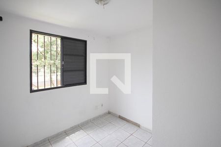 Quarto 2 de apartamento para alugar com 2 quartos, 46m² em Jardim Francisco Mendes, São Paulo