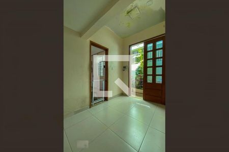 Casa à venda com 3 quartos, 126m² em Olaria, Rio de Janeiro