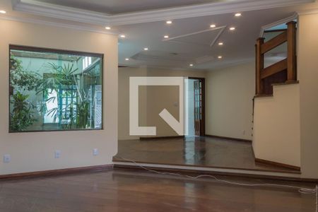 Sala de casa à venda com 5 quartos, 322m² em Parque dos Passaros, São Bernardo do Campo