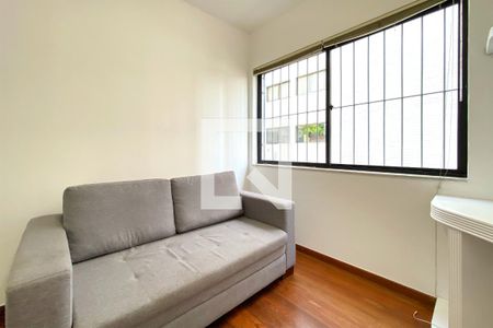 Sala de Estar de apartamento para alugar com 4 quartos, 129m² em Cruzeiro, Belo Horizonte