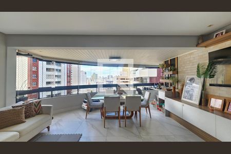 Sala 1 de apartamento para alugar com 3 quartos, 125m² em Pituba, Salvador