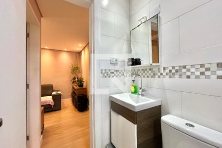 Banheiro de casa para alugar com 2 quartos, 77m² em Cidade Ademar, São Paulo