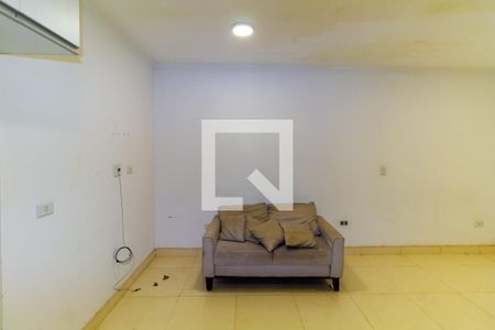 Quarto de kitnet/studio para alugar com 1 quarto, 28m² em Vila Cunha Bueno, São Paulo