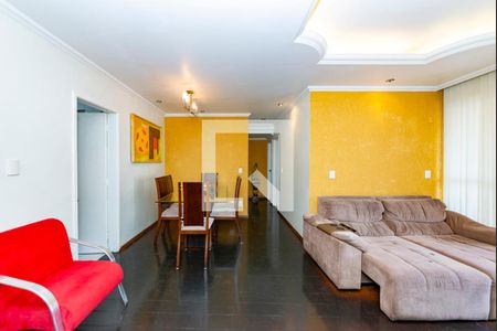 Sala de apartamento para alugar com 3 quartos, 98m² em Buritis, Belo Horizonte