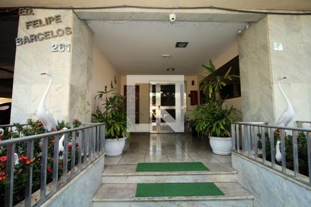 Fachada e portaria de apartamento à venda com 2 quartos, 82m² em Irajá, Rio de Janeiro