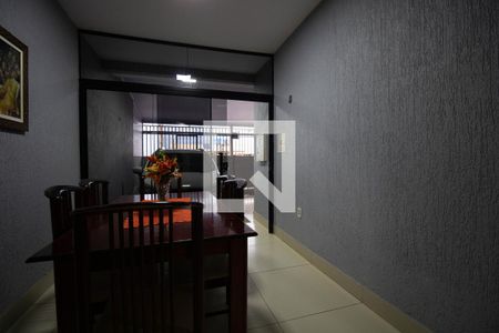 Sala 1 de casa para alugar com 3 quartos, 96m² em Q 604, Brasília