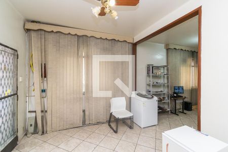 Casa frente - Sala de casa à venda com 5 quartos, 300m² em Brás de Pina, Rio de Janeiro