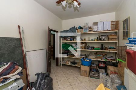 Casa frente - Quarto 2 de casa à venda com 5 quartos, 300m² em Brás de Pina, Rio de Janeiro