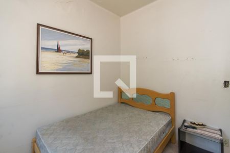 Casa frente - Quarto 1 de casa à venda com 5 quartos, 300m² em Brás de Pina, Rio de Janeiro