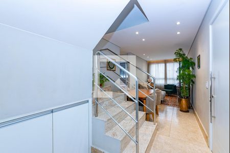 Sala 1 de apartamento para alugar com 2 quartos, 116m² em Alto Barroca, Belo Horizonte