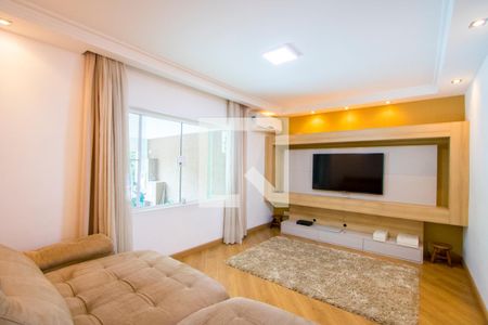 Sala de TV de casa à venda com 3 quartos, 224m² em Campestre, Santo André