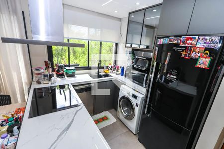 Cozinha de apartamento à venda com 2 quartos, 47m² em Vila Moinho Velho, São Paulo