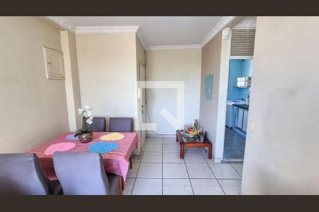Sala de apartamento à venda com 3 quartos, 68m² em Vigário Geral, Rio de Janeiro