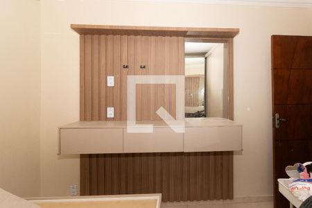 Quarto 1 de casa de condomínio para alugar com 2 quartos, 72m² em Cascadura, Rio de Janeiro