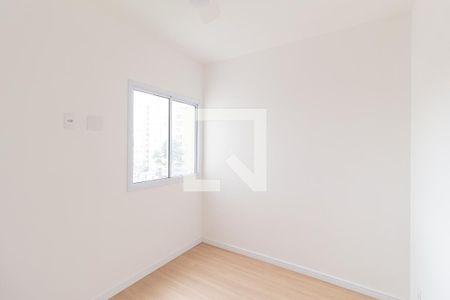 Quarto 2 de apartamento para alugar com 2 quartos, 49m² em Quitaúna, Osasco