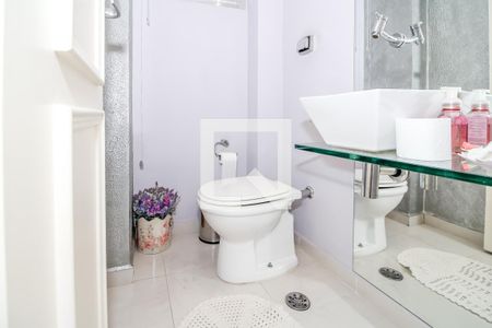 Lavabo de apartamento à venda com 3 quartos, 135m² em Perdizes, São Paulo