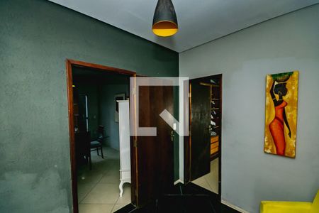 Casa à venda com 4 quartos, 377m² em Floramar, Belo Horizonte