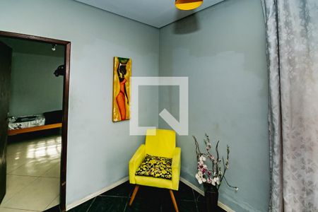 Casa à venda com 4 quartos, 377m² em Floramar, Belo Horizonte