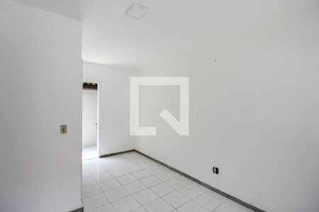 Sala de casa à venda com 2 quartos, 61m² em São João Batista, Belo Horizonte