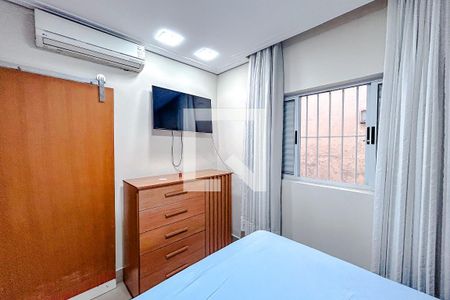 Suíte 1 de casa à venda com 3 quartos, 170m² em Água Rasa, São Paulo