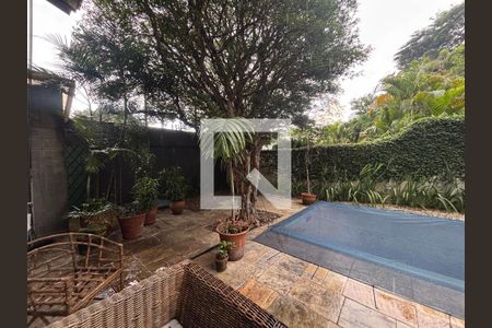 Casa à venda com 4 quartos, 387m² em Vila Madalena, São Paulo