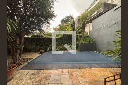 Casa à venda com 4 quartos, 387m² em Vila Madalena, São Paulo