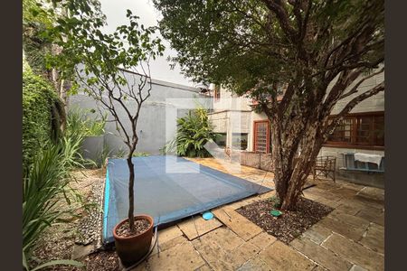 Casa à venda com 4 quartos, 387m² em Vila Madalena, São Paulo